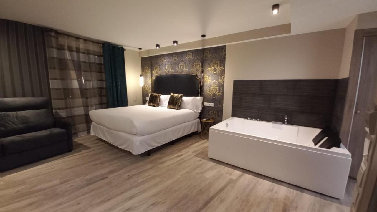 Airen Suites Chinchón Esterno foto