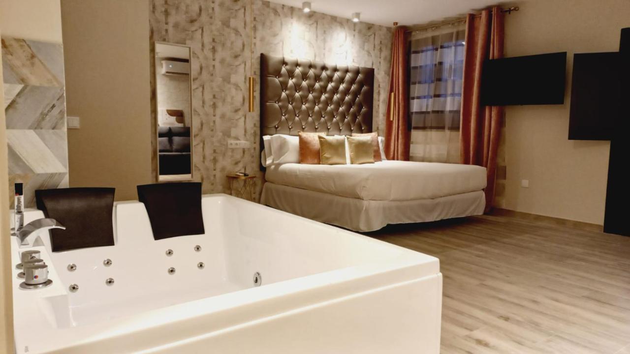 Airen Suites Chinchón Esterno foto